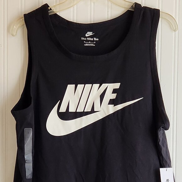 NIKE The Nike Tee Men's Black Tank Top - Medium - NWT NEW - Picture 2 of 4
